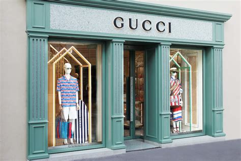 gucci - st tropez